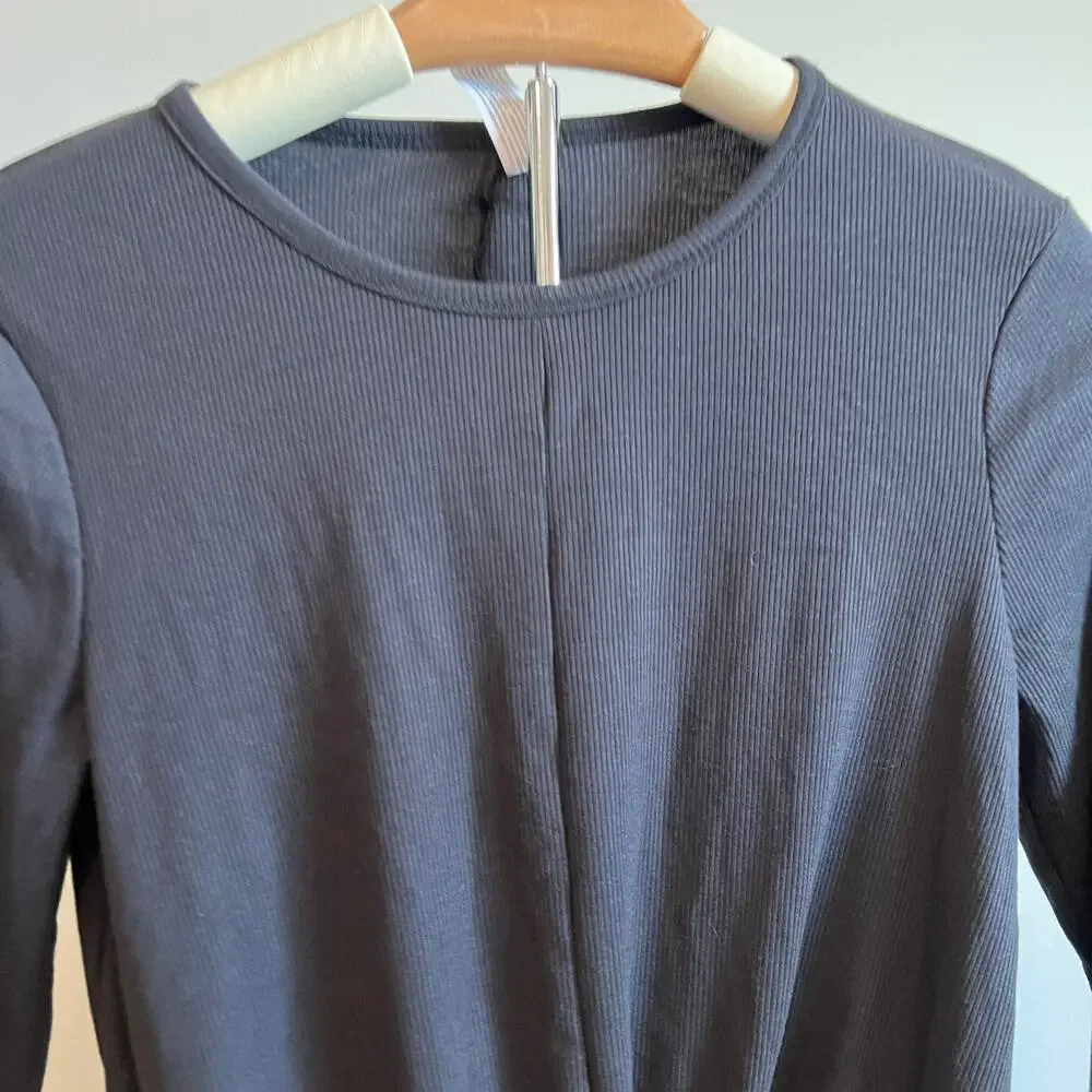 All in Motion Women's Black Long Sleeve Twist Front T-Shirt - Size Small - NWT - Picture 10 of 10